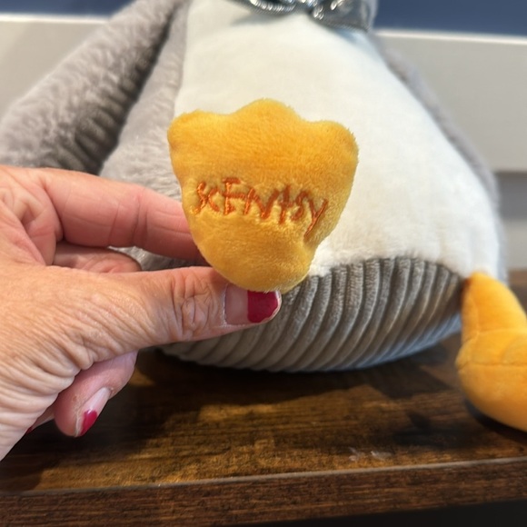 Polar the Penguin Scentsy Buddy 2023 like new - Picture 7 of 9